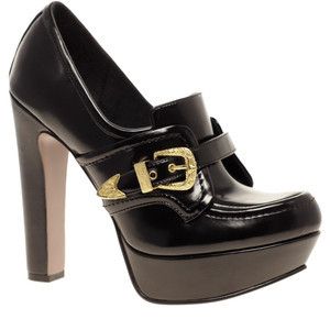 Belts and buckles - www.myLusciousLife.com - Shoes with buckle3.jpg